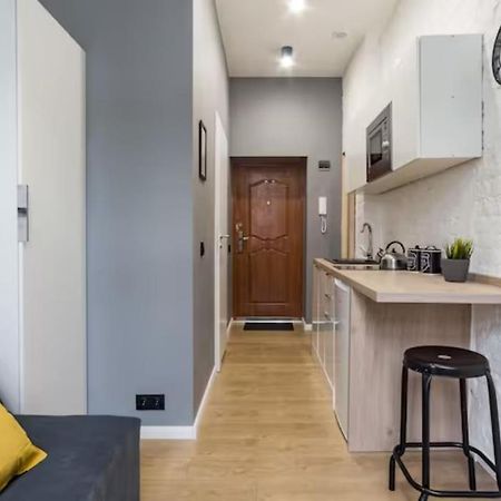 Kawalerka W Srodmiesciu 22 Apartment Lodz  Ngoại thất bức ảnh